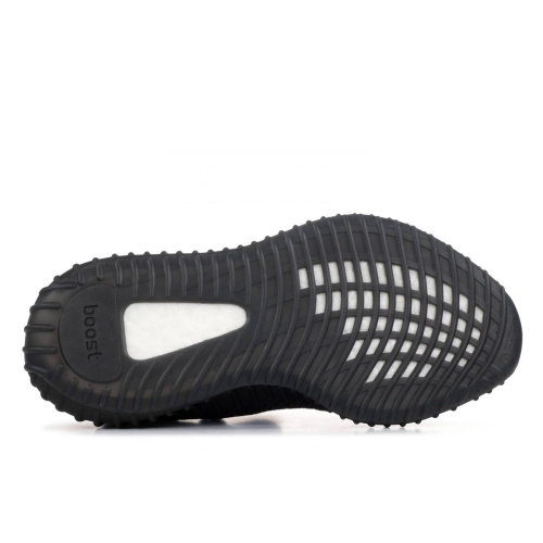 Мужские кроссовки Adidas Yeezy Boost 350 V2 Black Non-Reflective
