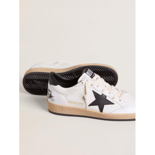 Мужские кеды Golden Goose Mens Ball Star In White Nappa With Black Star