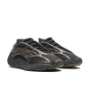 Женские кроссовки Adidas Yeezy 700 V3 Clay Brown