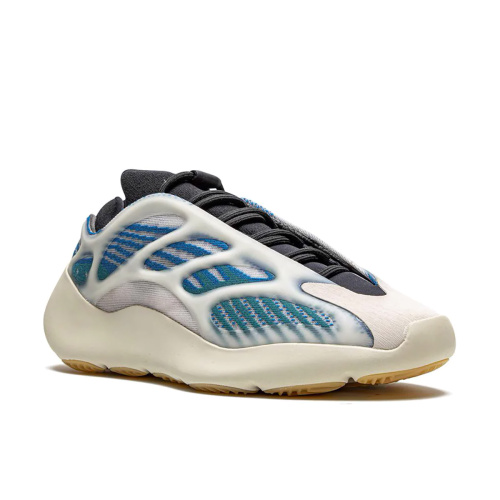 Женские кроссовки Adidas Yeezy 700 V3 Kyanite