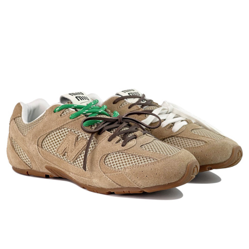 Женские кроссовки New Balance x Miu Miu 530 SL Light Brown Ceткa