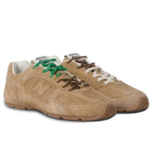 Женские кроссовки New Balance x Miu Miu 530 SL Light Brown