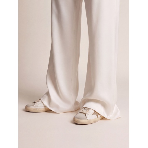 Женские кеды Golden Goose Super Star With Gold Glitter Star And Ice-Gray Suede Inserts