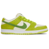Nike SB Dunk Low Green Apple
