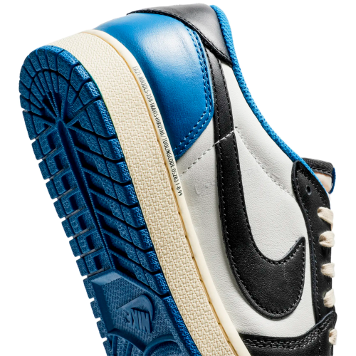 Мужские кроссовки Fragment Design x Travis Scott x Air Jordan 1 Retro Low