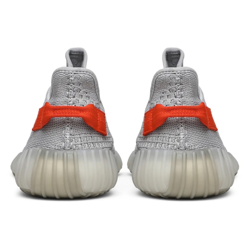 Мужские кроссовки Adidas Yeezy Boost 350 V2 Tail Light